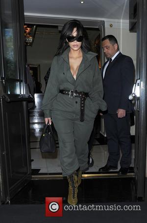 Kim Kardashian "Suffering From Flashbacks" After Paris Robbery