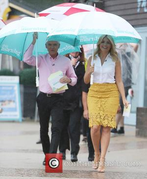 Holly Willoughby , Philip Schofield - Holly Willoughby and Philip Schofield outside ITV Studios - London, United Kingdom - Tuesday...