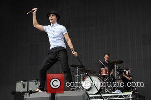 Maxïmo Park and Paul Smith