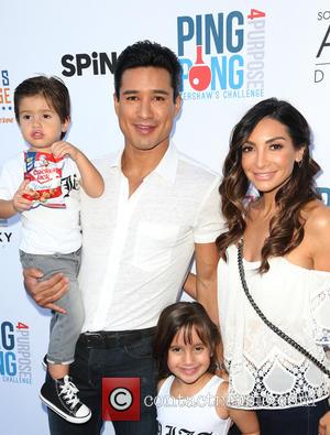 Mario Lopez, Dominic Lopez, Gia Francesca Lopez, Courtney Mazza and Courtney Lopez