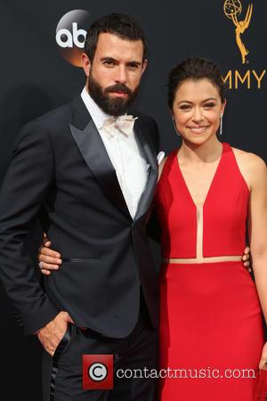 Tom Cullen and Tatiana Maslany