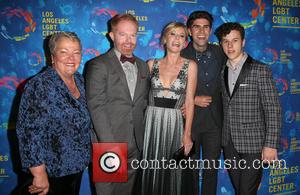 Jesse Tyler Ferguson, Justin Mikita, Lorri Jean, Julie Bowen and Nolan Gould