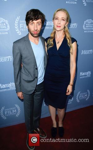 Simon Helberg and Jocelyn Towne