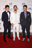 Jonas Brothers Scrap Show Due To Bad Weather