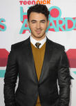 Kevin Jonas And Wife Danielle Welcome Baby Daughter Into The World
