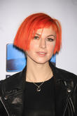 Paramore's Hayley Williams Weds New Found Glory Guitarist Chad Gilbert [Photos]