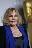 Potts, Kettles And Twitter Meltdowns: Kim Novak's Oscar Appearance Triggers Chain Reaction