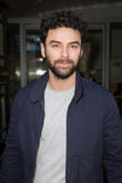 Aidan Turner Engaged To Girlfriend - Report