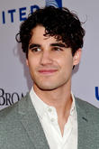 'Glee' Star Darren Criss Apologises For Onstage Caitlyn Jenner Joke