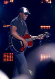 Darius Rucker Honours Hometown Shooting Victims