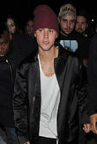 Justin Bieber Sneezes On Unfortunate Fan During Concert