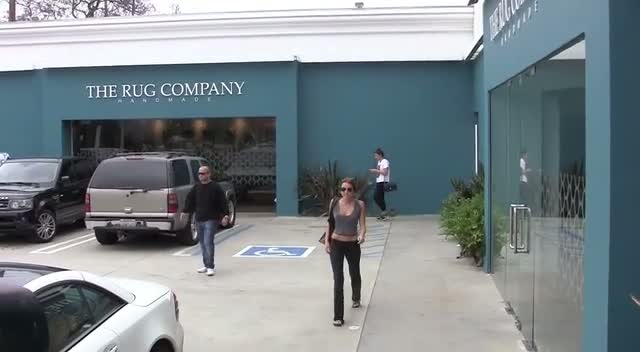 Glam Teen Icon Miley Cyrus Leaves Winsor Pilates In LA