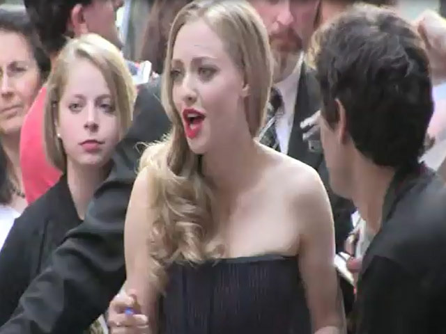 Amanda Seyfried Has Make-Up Fixed At 'Lovelace' Screening - Part 2